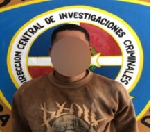 Policía Nacional apresa a hombre acusado de asalto a mano armada en Barahona