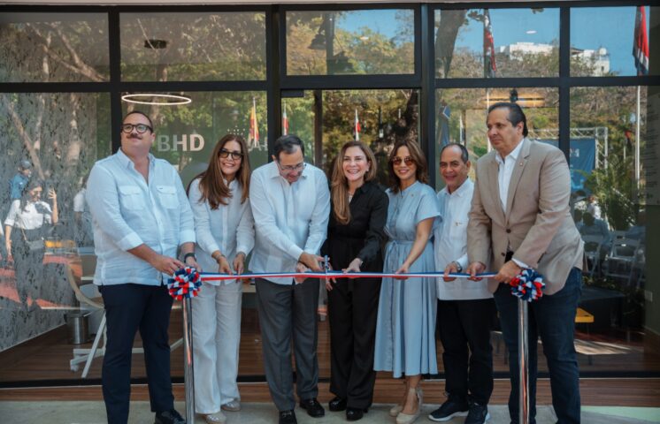 Alcaldía del DN y el Banco BHD inauguran sala de lactancia en el parque Iberoamérica