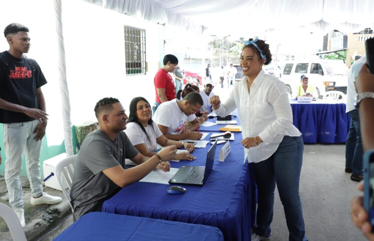 La “Alcaldía en el Barrio” llega hasta Ponce de Guaricanos
