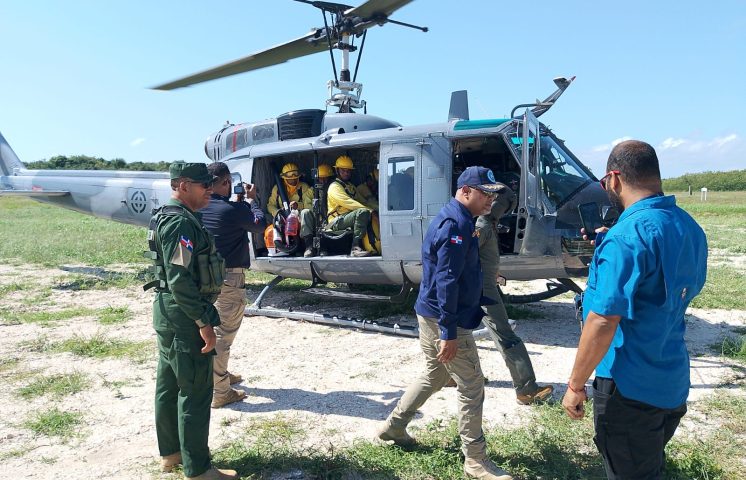 COE activa plan de contingencia para combatir incendio en la Reserva Natural Hoyo Claro