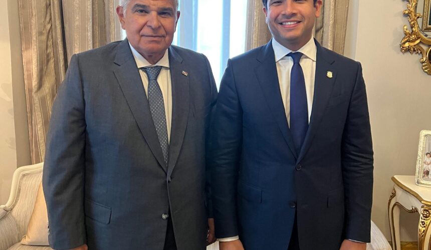 Omar Fernández dialoga con presidente de Panamá