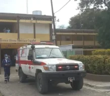 Encuentran armas blancas y vapers en politécnico en Santiago 