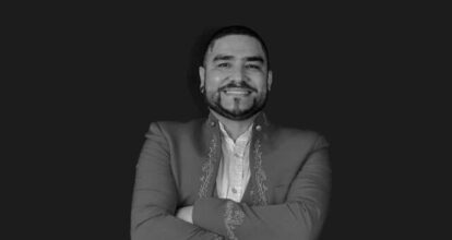 Cantante Paul Flores muere al ser tiroteado el autobús en el que viajaba en Perú  