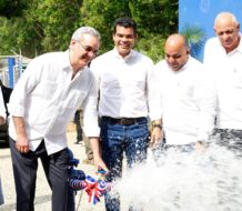 Luis Abinader y Wellington Arnaud, inauguran la ampliación del acueducto Maimón, en Monseñor Nouel