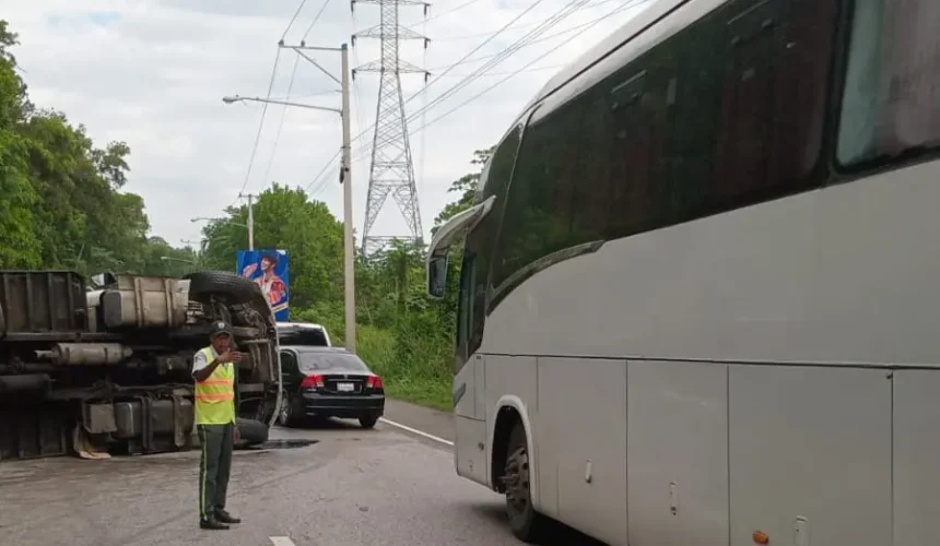 Se registra accidente múltiple en la Autopista Duarte