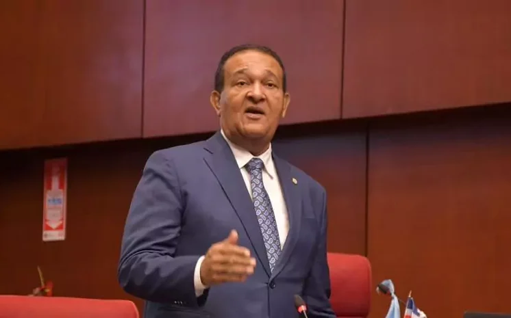 Antonio Marte arremete contra Waldo Ariel Suero por postura ante parturientas haitianas: 