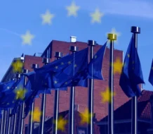 Unión Europea extiende sanciones a Rusia tras vencer objeciones de Hungría