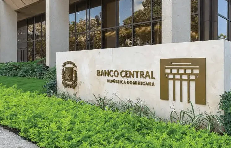 Banco Central mantiene su tasa de política monetaria en 5.75 % anual