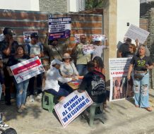 Víctimas de Emmanuel Rivera Ledesma protestan frente a su casa