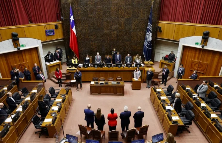 Presidenta de la Cámara de Chile renunciará ante acusaciones de corrupción