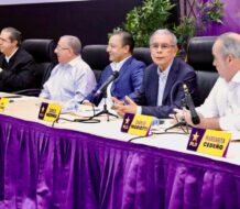 Exigen al PLD corregir inscripción de aspirantes presidenciales o acudirán al TSE