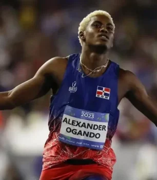 Alexander Ogando gana el Clásico Félix Sánchez