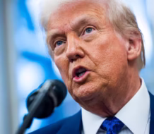 Trump advierte imposición a mas aranceles a la UE y Canadá si actúan en su contra