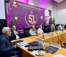 PLD forma comisión de arbitraje para unificar candidaturas presidenciales