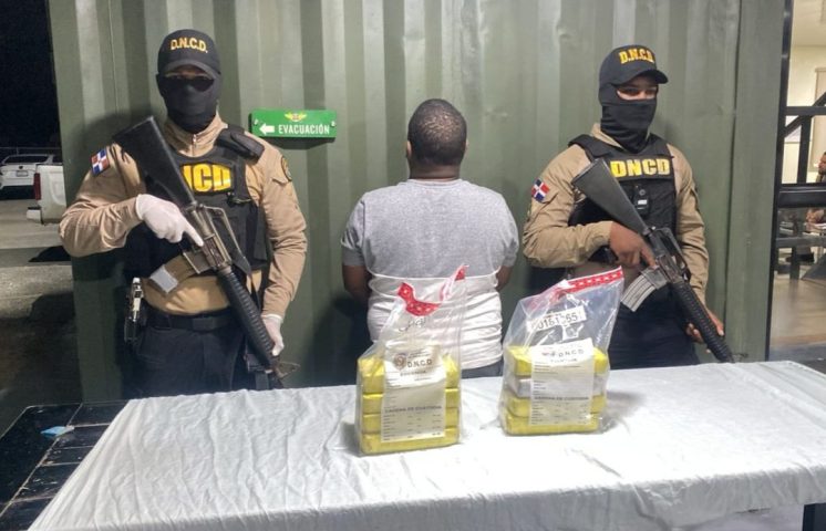 DNCD confisca más de 8mil gramos de presunta cocaína en Barahona