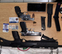 PN y MP apresan hombre al que ocupan varias armas de fuego sin documentos en SFM