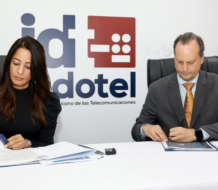Indotel firma contrato para la compra de edificio y ahorrará RD$1,540 millones