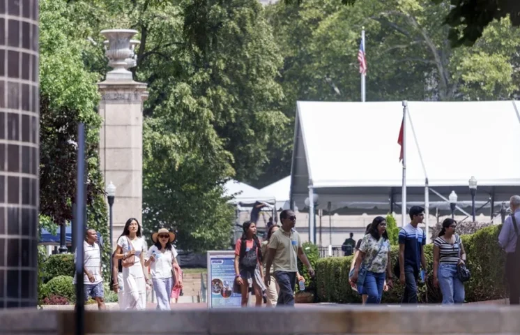 Columbia acepta los requisitos de Trump para garantizar su financiación