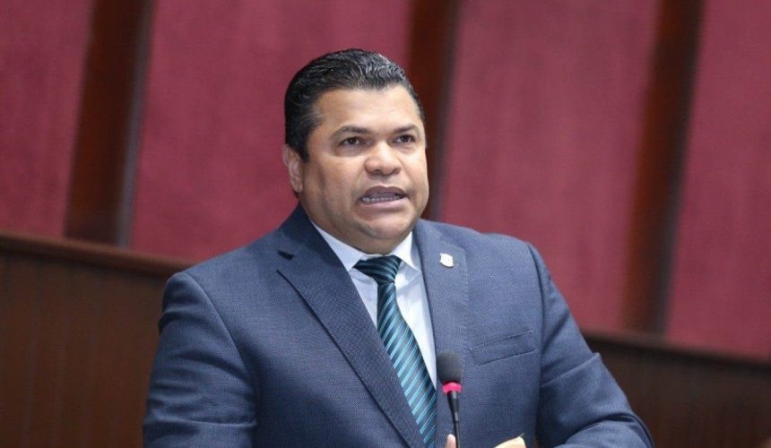 Diputado reintroduce proyecto de ley para reducir un 75% multas de tránsito