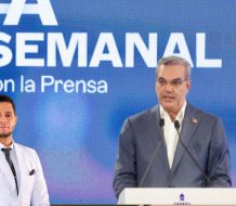 Luis Abinader respalda vigencia de la Ley 368-22 y da razón al alcalde de La Otra Banda, Alexander