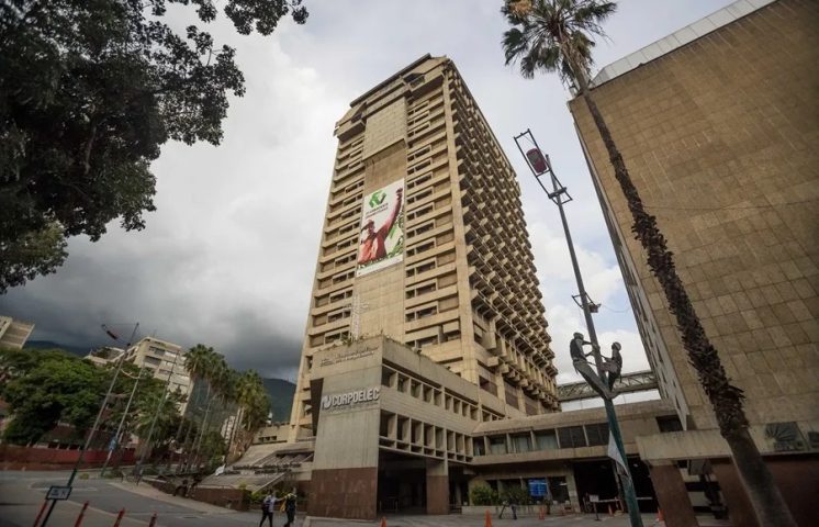 Instituciones públicas de Venezuela adoptarán horario reducido durante seis semanas debido a la sequía