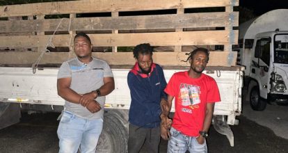 Detienen dos dominicanos por supuesto tráfico de haitianos indocumentados