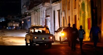 Colapsa de nuevo el sistema eléctrico de Cuba; cuarto apagón nacional en seis meses