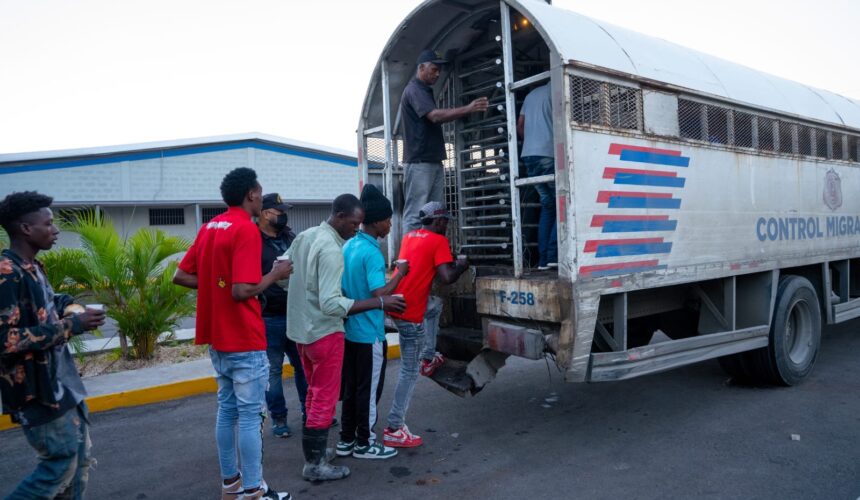 DGM repatría casi 13 mil haitianos indocumentados