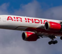 Avión que volaba entre Bombay y Nueva York reprograma su ruta por posible amenaza