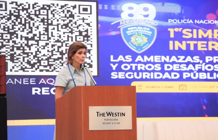 Avances en Reforma Policial y transparencia brillan en simposio de Punta Cana