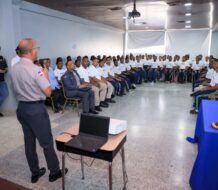 140 miembros de la Policía Auxiliar reciben capacitación en liderazgo transformador