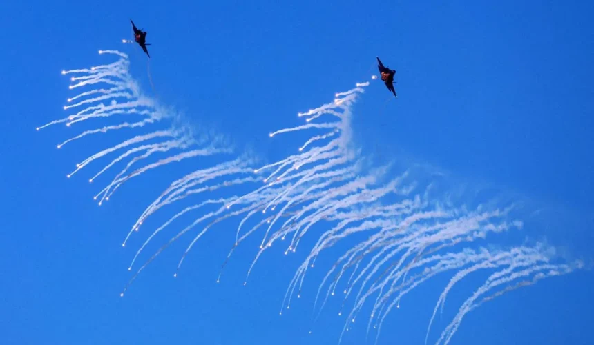 Cuatro personas gravemente heridas tras avión militar en Corea del Sur lanzar bombas por error