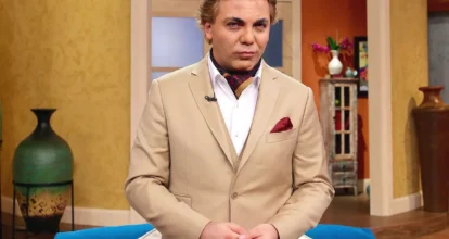 Cristian Castro regresa a la escuela para terminar la secundaria 
