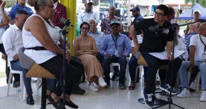 Alcalde Dío Astacio lleva “El Alcalde en el Barrio te ve, te escucha y te responde al sector Villa Duarte