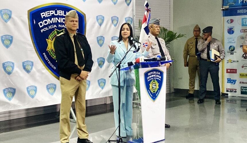 Ministra Faride Raful anuncia medidas para asegurar el cumplimiento de la ley de tránsito y penalizar a infractores
