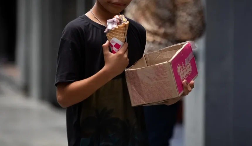 Un niño de cuatro años llama a la policía en Wisconsin porque su madre le robó un helado