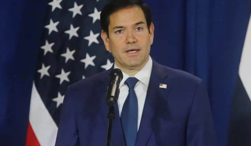 Marco Rubio inicia gira por el Caribe para tratar misiones médicas y crisis en Haití