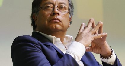 Petro llama «hp» a presidente del Senado por supuestamente obstaculizar consulta popular 