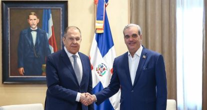Abinader recibe al canciller ruso Serguéi Lavrov en visita clave para fortalecer lazos diplomáticos