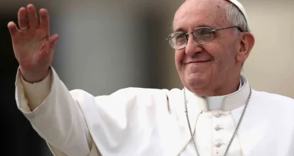 Expresidente Fernández lamenta muerte del papa y resalta legado de fe