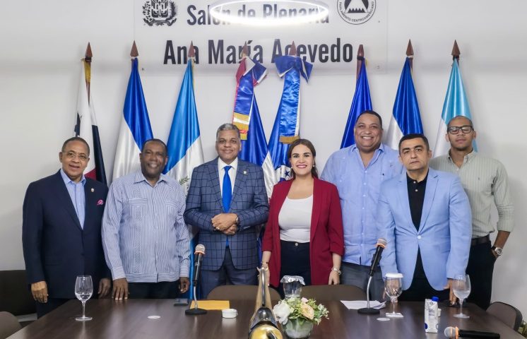Parlacen organiza foro regional sobre los retos de la migración en Centroamérica y República Dominicana