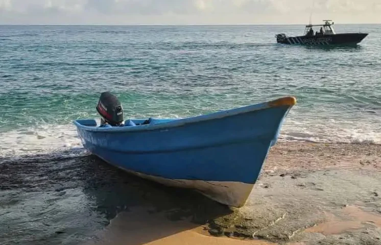 Interceptan embarcación con seis dominicanos y 181 kilos de cocaína rumbo a Puerto Rico
