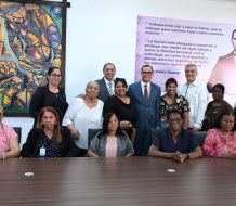 Gobierno anuncia aumento salarial del 30 % para las trabajadoras del hogar