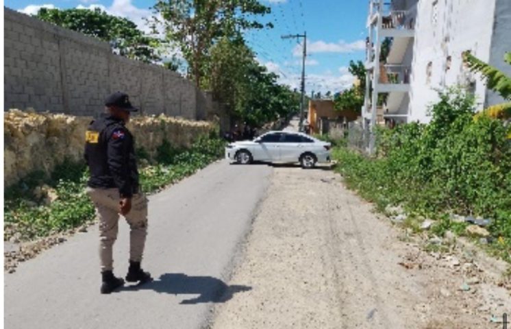 Supuesto delincuente “Jorge” cae abatido al enfrentar patrulla policial que intentaba arrestarlo por múltiples hechos violentos en SDN