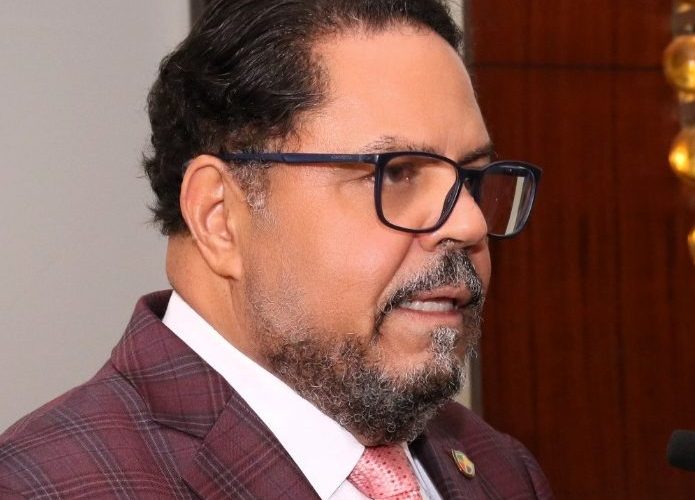 Adesinc expresa pesar por tragedia en Jet Set