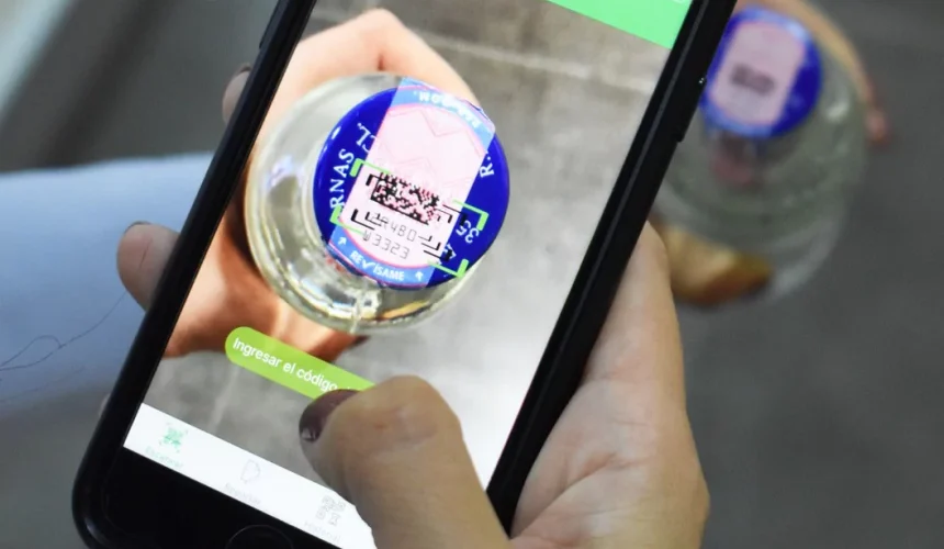 Autoridades advierten sobre alcohol adulterado e instan a usar app “Revísame”