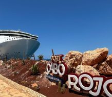 ¡Histórico! Llega a Cabo Rojo crucero Oasis of the Seas, uno de los más grandes del mundo