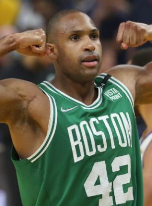 Celtics derrotan en la segunda mitad a Magic y avanzan en playoffs de la NBA