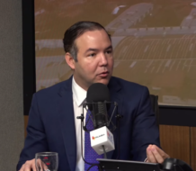 Secretario del PLD: “Ahora la gente está endeudándose con tarjetas de crédito para comer”