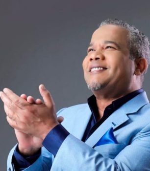 Héctor Acosta cancela concierto en Bonao en solidaridad tras tragedia en Jet Set 